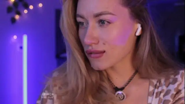 Snapshot of Blondie_Bunny chatting on February 26, 3:28 am Blondie Bunny online show from February 26, 3:28 am