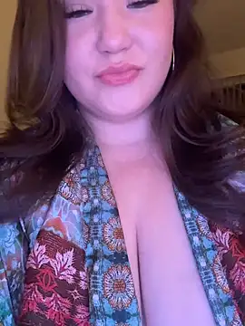 RosieDixx online show from May 22, 5:27 am