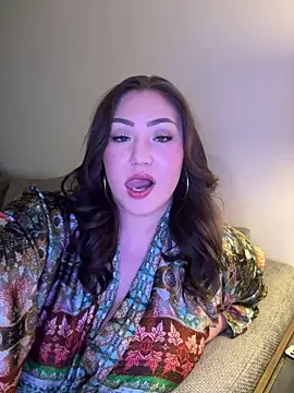 RosieDixx online show from March 7, 7:15 am