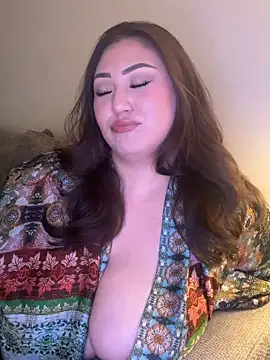 RosieDixx online show from April 23, 5:25 am