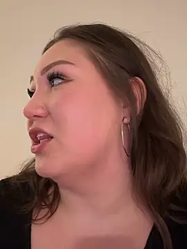 RosieDixx online show from November 4, 3:43 am