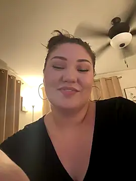 Snapshot of RosieDixx chatting on September 23, 5:03 am RosieDixx online show from September 23, 5:03 am