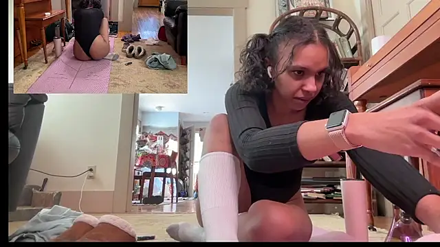 queendab626 online show from January 24, 2:30 pm