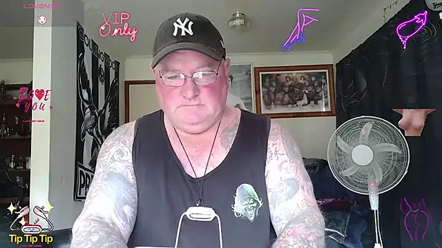 Snapshot of HOTANAL chatting on July 16, 3:03 am HOTANAL online show from July 16, 3:03 am