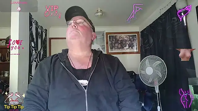 Snapshot of HOTANAL chatting on July 19, 2:42 am HOTANAL online show from July 19, 2:42 am