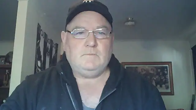 Snapshot of HOTANAL chatting on October 17, 10:11 pm HOTANAL online show from October 17, 10:11 pm