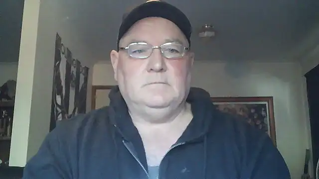 Snapshot of HOTANAL chatting on October 12, 9:49 pm HOTANAL online show from October 12, 9:49 pm