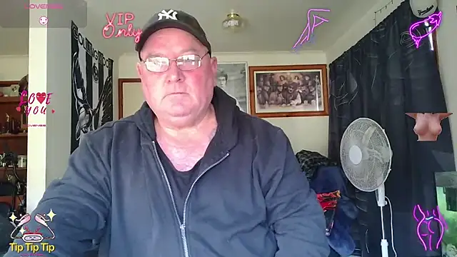 Snapshot of HOTANAL chatting on July 8, 2:24 am HOTANAL online show from July 8, 2:24 am