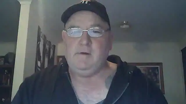Snapshot of HOTANAL chatting on September 25, 10:05 pm HOTANAL online show from September 25, 10:05 pm