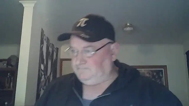 Snapshot of HOTANAL chatting on October 2, 10:35 pm HOTANAL online show from October 2, 10:35 pm