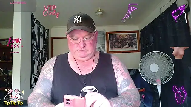 Snapshot of HOTANAL chatting on July 2, 2:23 am HOTANAL online show from July 2, 2:23 am