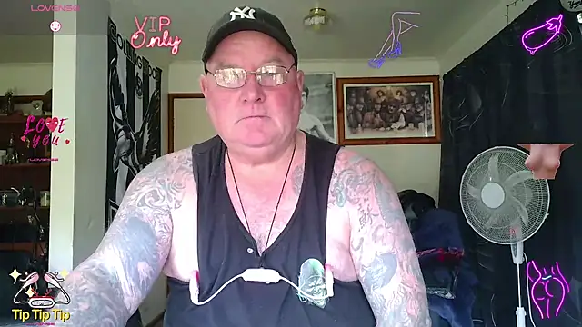 Snapshot of HOTANAL chatting on July 7, 1:52 am HOTANAL online show from July 7, 1:52 am