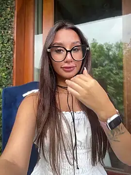 Tiny lilith online show from April 25, 3:53 pm