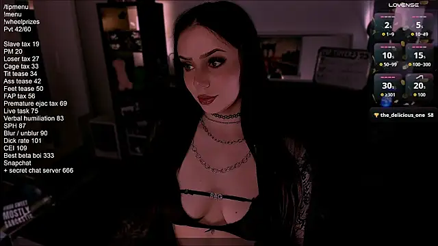 SofiRusselle online show from September 27, 3:51 pm