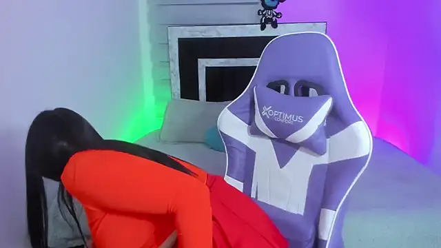 Snapshot of sophie_cute66 chatting on November 3, 7:24 am sophie cute66 online show from November 3, 7:24 am