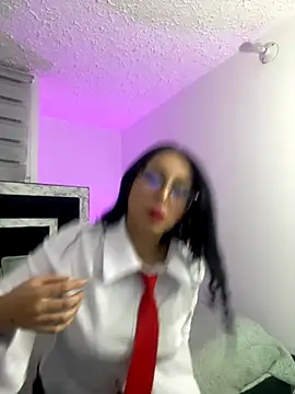 Snapshot of sophie_cute66 chatting on November 6, 7:23 am sophie cute66 online show from November 6, 7:23 am