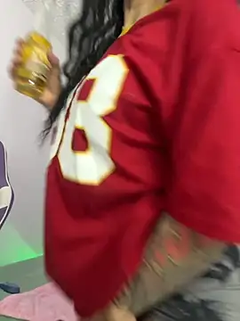 Snapshot of sophie_cute66 chatting on November 14, 5:11 am sophie cute66 online show from November 14, 5:11 am