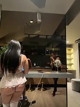 Snapshot of sophie_cute66 chatting on November 1, 4:19 am sophie cute66 online show from November 1, 4:19 am