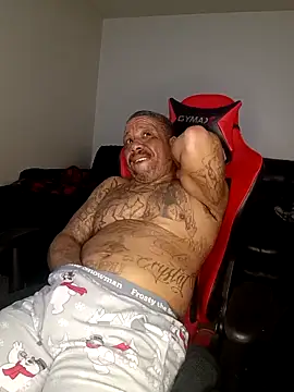 Snapshot of yellowwetfox chatting on February 10, 2:16 pm yellowwetfox online show from February 10, 2:16 pm