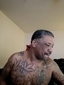 yellowwetfox online show from March 18, 1:46 pm