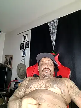 Snapshot of yellowwetfox chatting on February 28, 3:48 am yellowwetfox online show from February 28, 3:48 am