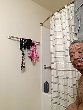 yellowwetfox online show from March 15, 10:55 am