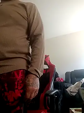 yellowwetfox online show from March 29, 4:19 pm