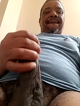 yellowwetfox online show from April 7, 6:54 pm