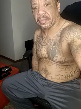 Snapshot of yellowwetfox chatting on February 9, 3:10 pm yellowwetfox online show from February 9, 3:10 pm