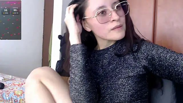 Snapshot of Juls_winter_ chatting on February 28, 8:07 pm Juls winter online show from February 28, 8:07 pm