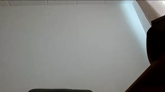 Snapshot of Juls_winter_ chatting on June 18, 6:35 pm Juls winter online show from June 18, 6:35 pm