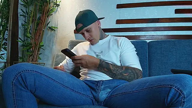 Joeysexx2 online show from November 10, 3:33 am