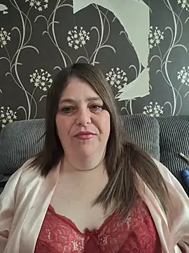HouseWifeWhore Milf online show from June 29, 2:28 pm