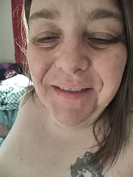 HouseWifeWhore Milf online show from May 29, 5:46 am