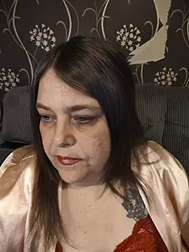 HouseWifeWhore Milf online show from May 27, 11:12 pm