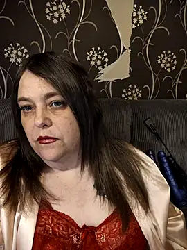 HouseWifeWhore Milf online show from May 5, 10:57 pm