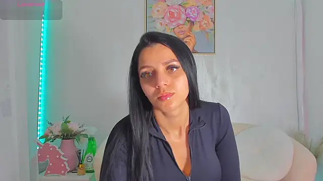 Sarabecker online show from May 21, 9:17 am