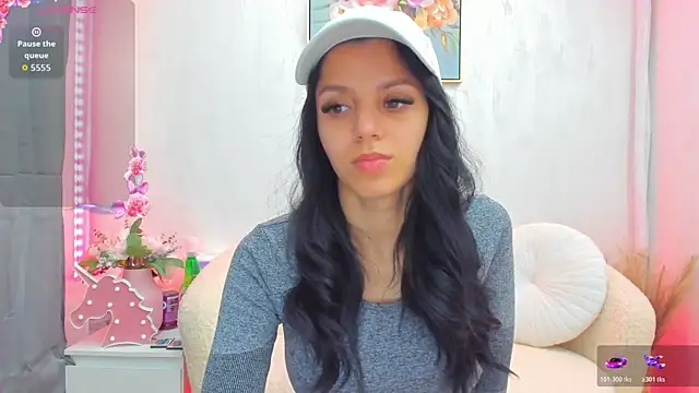 Sarabecker online show from April 15, 8:42 am