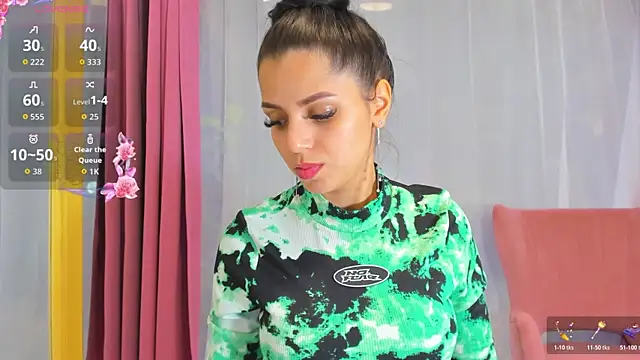 Sarabecker online show from November 7, 10:31 am