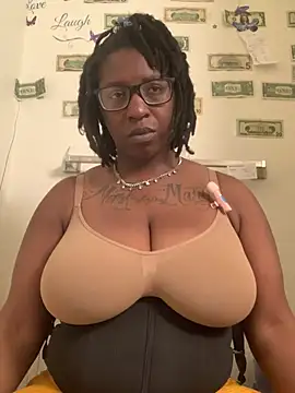 Snapshot of markquanna chatting on June 20, 9:20 pm markquanna online show from June 20, 9:20 pm