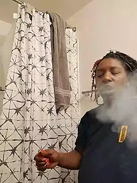 markquanna online show from October 28, 7:29 am