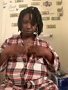 Snapshot of markquanna chatting on May 26, 1:15 am markquanna online show from May 26, 1:15 am