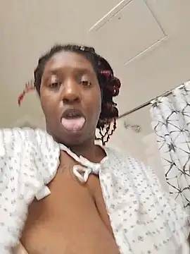 markquanna online show from October 31, 5:04 am