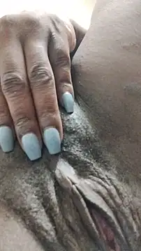 markquanna online show from November 12, 8:29 am