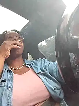 markquanna online show from December 19, 6:21 pm