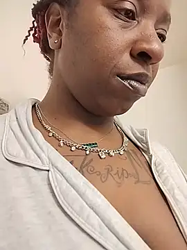 markquanna online show from November 11, 7:41 pm