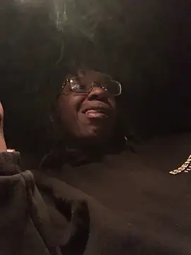 markquanna online show from March 26, 7:17 am