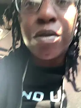 markquanna online show from April 8, 7:15 pm