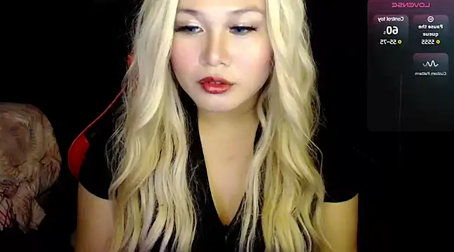 stacey wills44 online show from January 18, 1:30 am