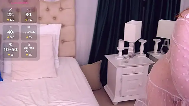 GiselleFox online show from November 26, 4:12 am